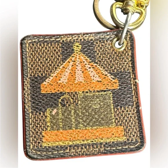 Louis Vuitton Brown and Orange Key Holder - Picture 2 of 7